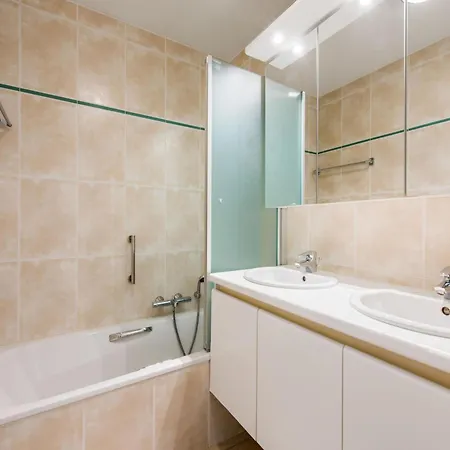 Apartment Paco Derde *